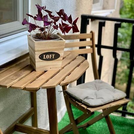 Heart Of The City - Modern Studio With Balcony Apartman Bukarest Kültér fotó