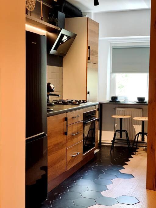 Heart Of The City - Modern Studio With Balcony Apartman Bukarest Kültér fotó